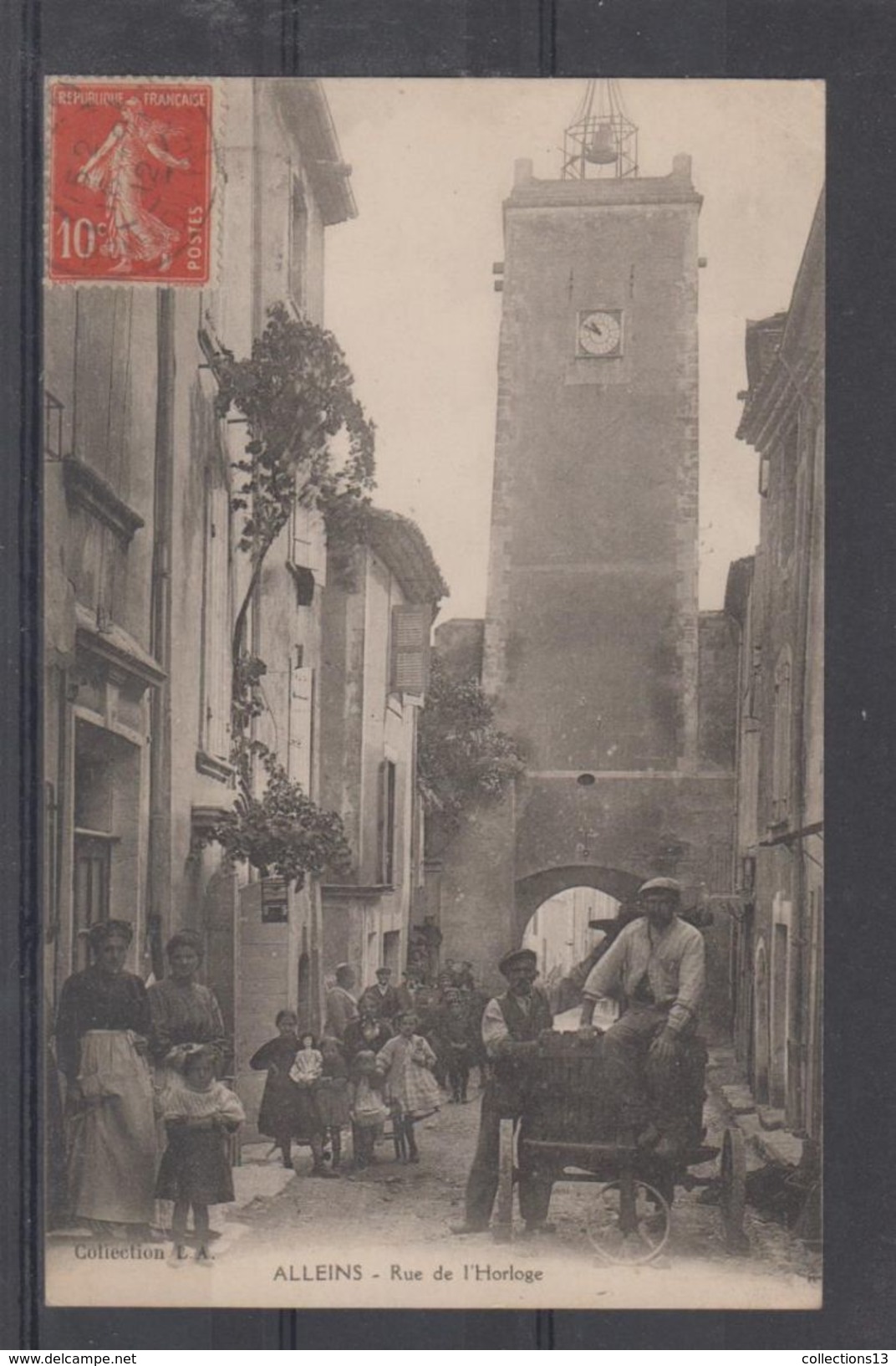 BOUCHES DU RHONE - Alleins - Rue De L'horloge - Alleins