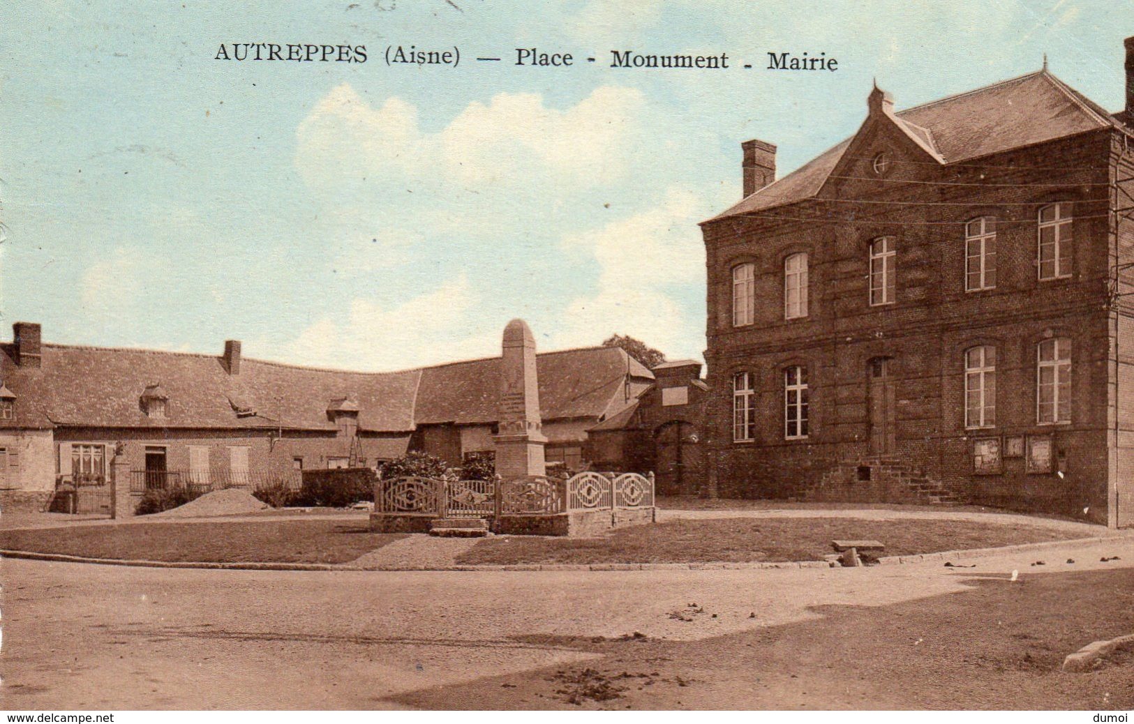 AUTREPPES  (Aisne)  -  Place - Monument - Mairie - Andere & Zonder Classificatie