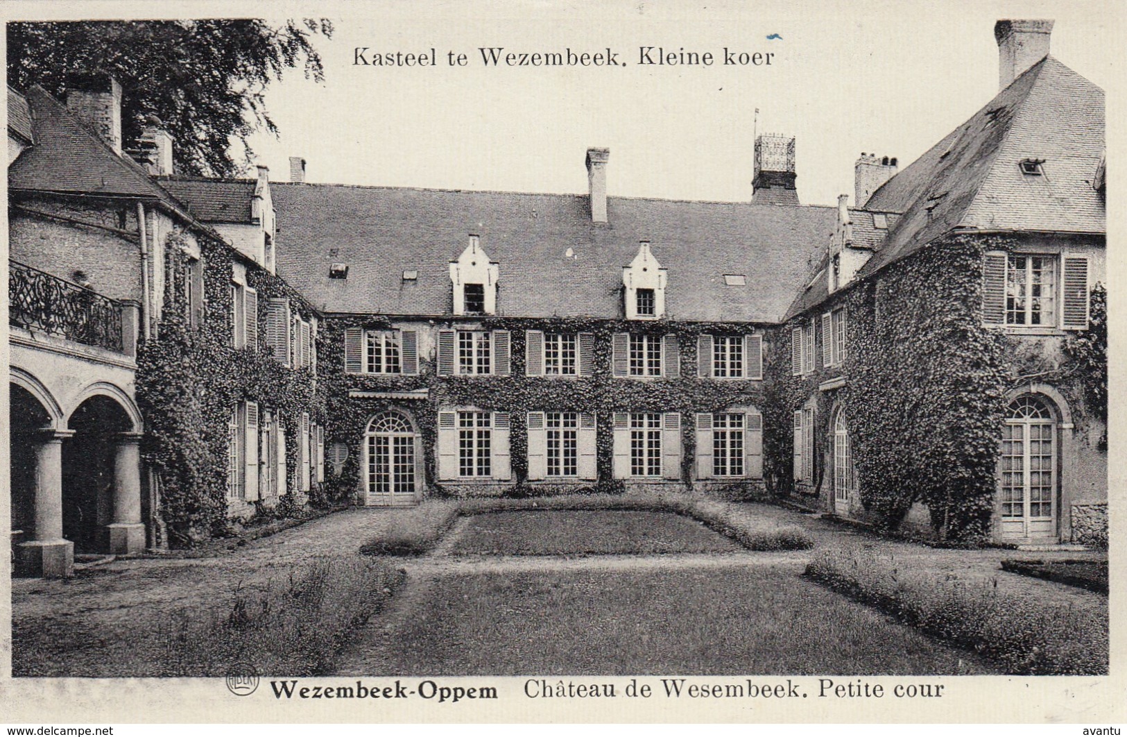 WEZEMBEEK OPPEM / KASTEEL VAN WEZMBEEK / KLEINE KOER / CHATEAU / PETITE COUR - Wezembeek-Oppem