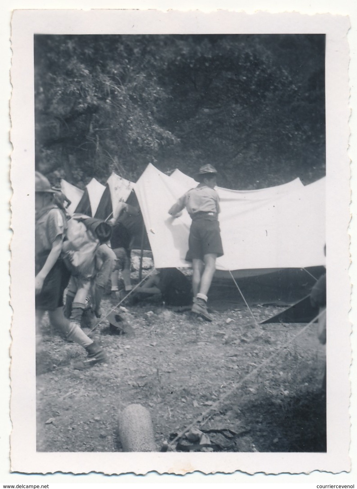 SCOUTISME - Environs MARSEILLE - 20 petites photos Scoutisme entre 1940 et 1942