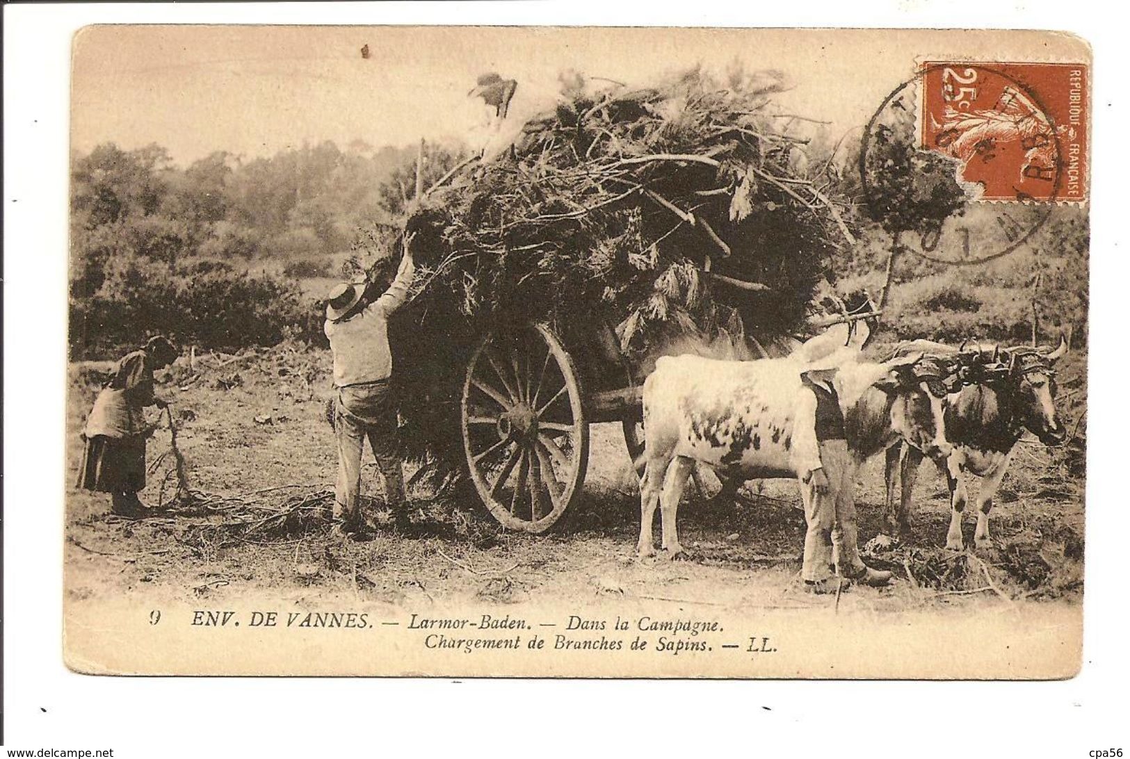 LARMOR BADEN - Beau Plan ATTELAGE Chargement De Branches De Sapins - Sonstige & Ohne Zuordnung