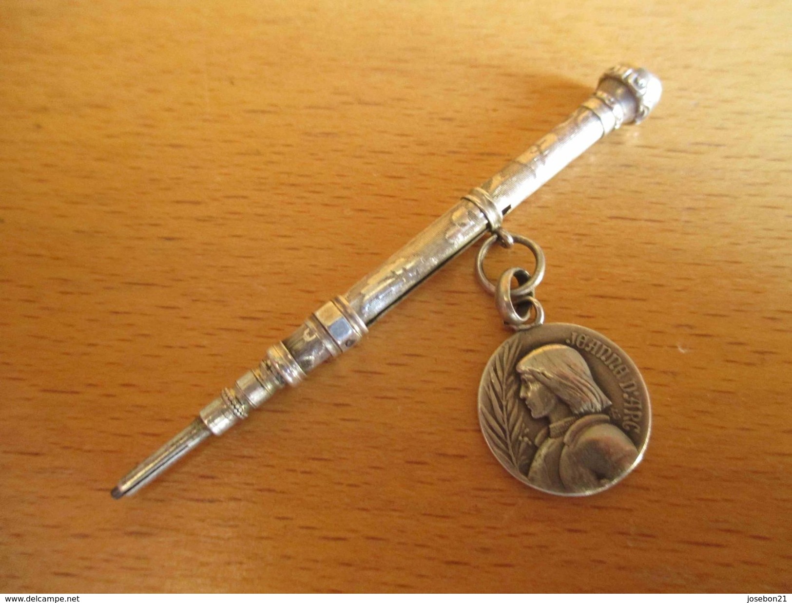 Ancien Sceau à Cacheter Chatelaine Système Porte Mine Retractable Argent XIX ème - Stempels