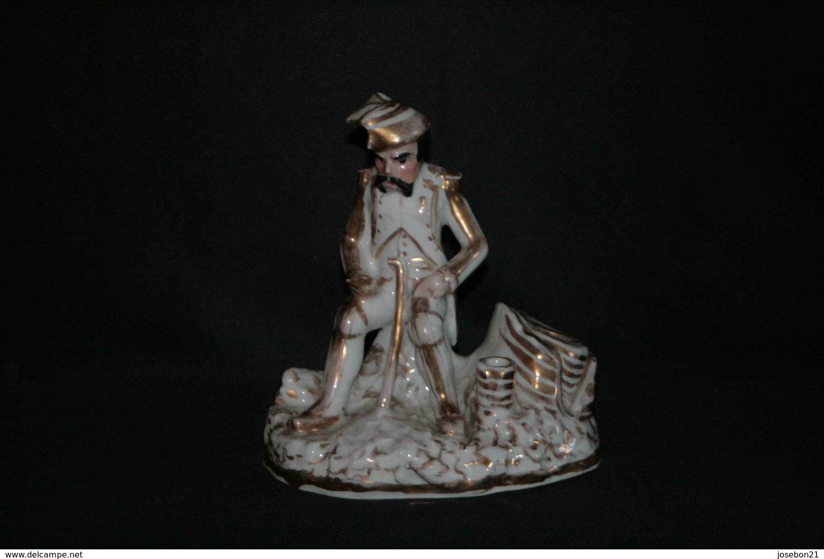 Ancien Grand Encrier En Porcelaine De Vieux Paris Hussard Militaire XIX ème - Tinteros