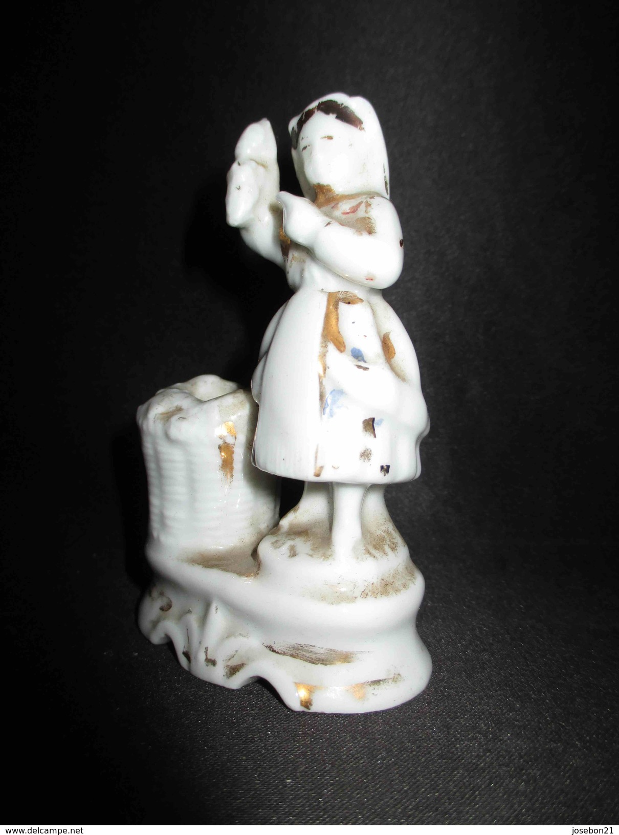 Ancien Encrier En Porcelaine De Vieux Paris Paysanne Debout XIX ème - Tintenfässer