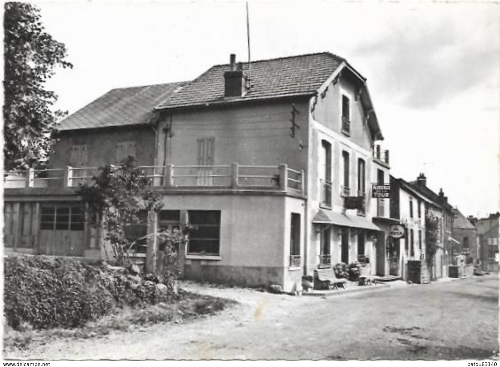 23. CHAMBORAND.   AUBERGE DE LA TOUR - Autres & Non Classés