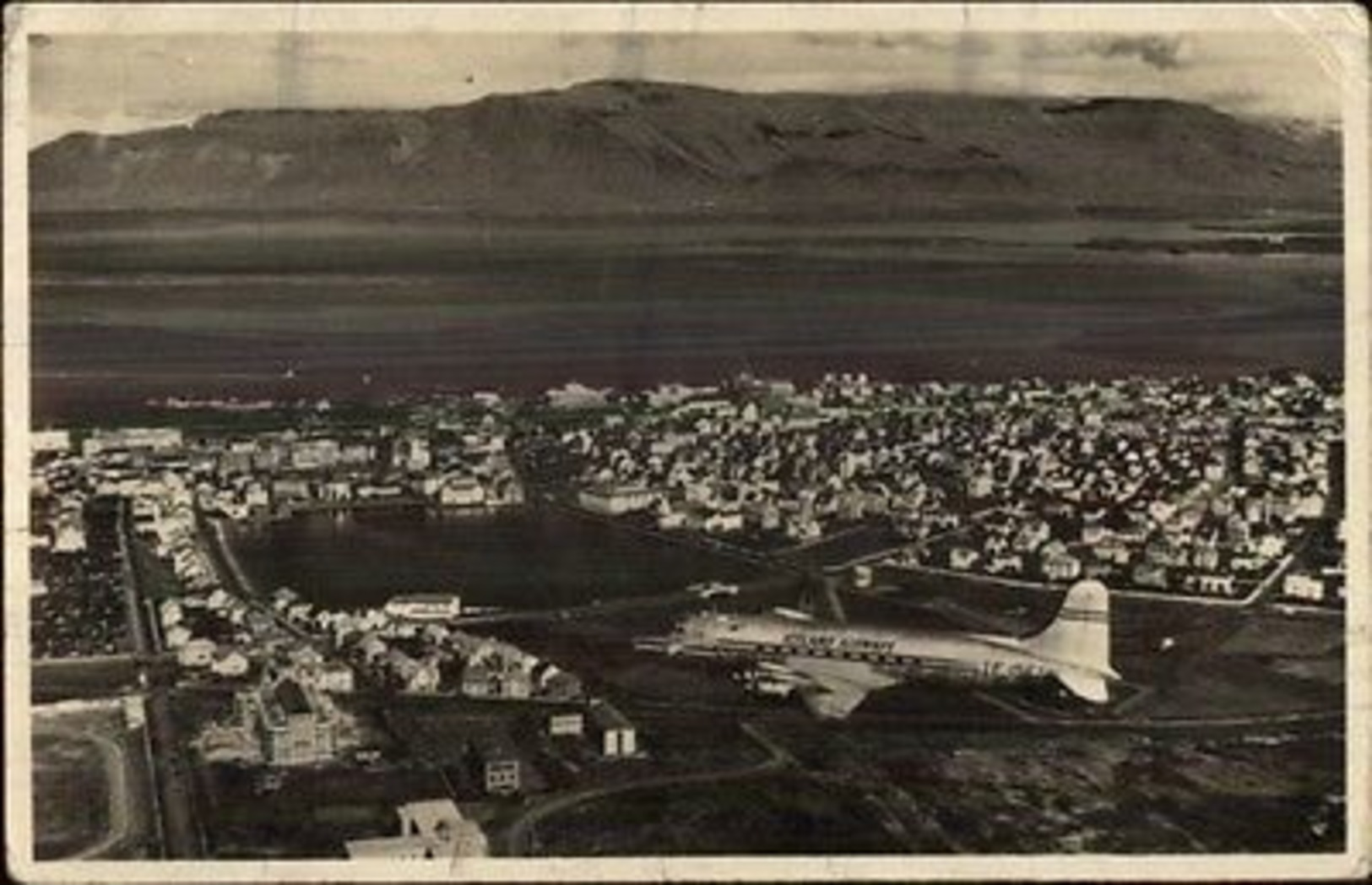 Iceland Airways Airplane Over Reykjavik - Real Photo Postcard - Andere & Zonder Classificatie