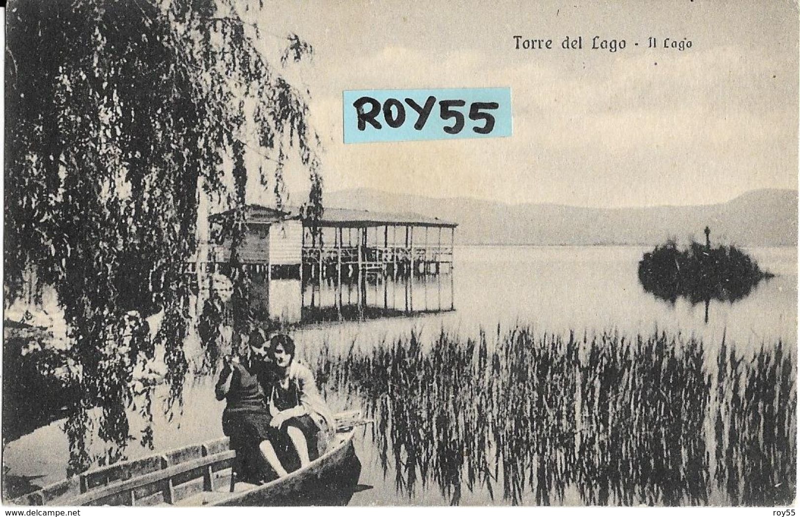 Toscana-lucca Viareggio-torre Del Lago Il Lago Particolare Veduta Barca Con Coppia Vecchio Pontile Legno Vegetazione - Altri & Non Classificati