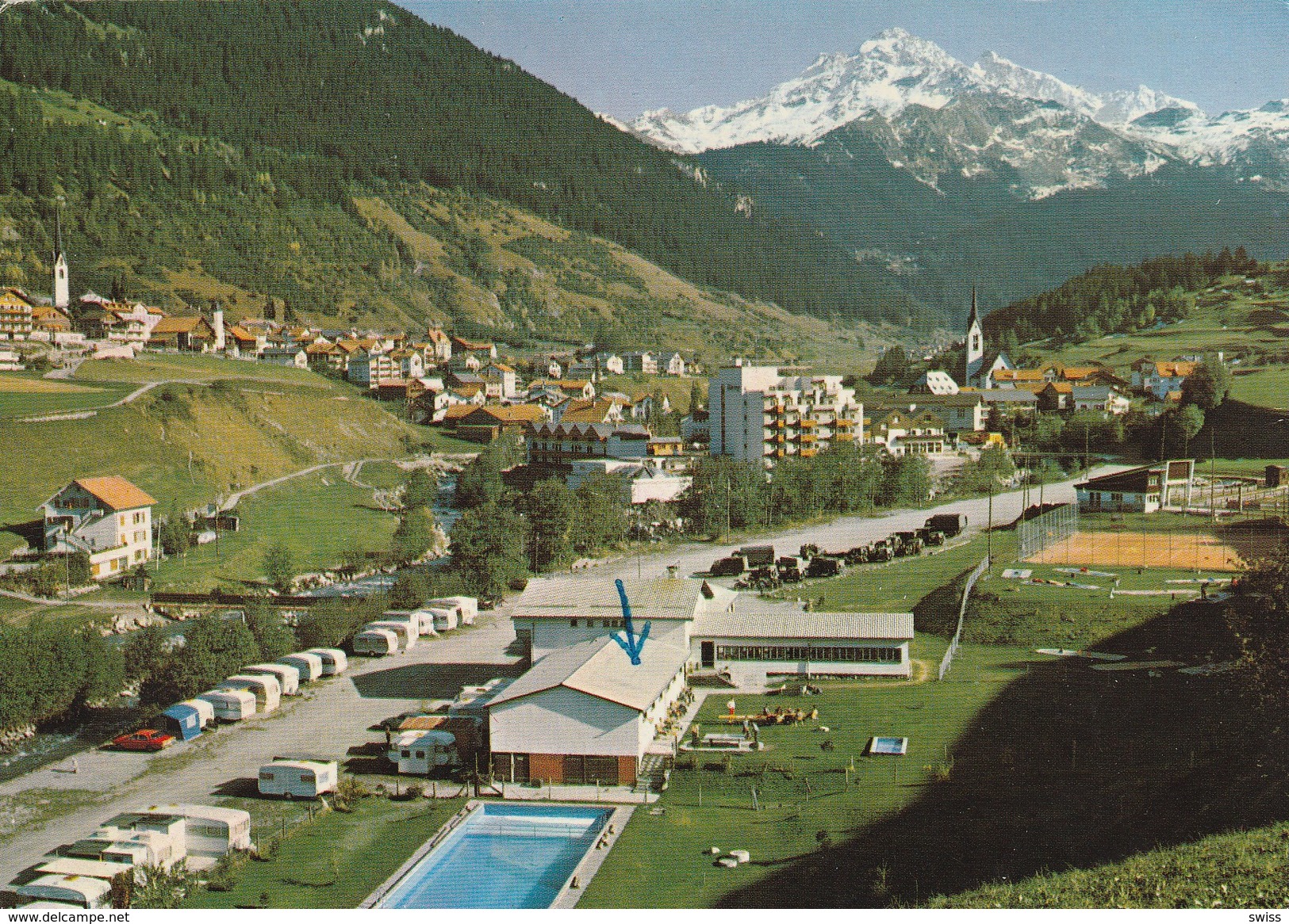 SAVOGNIN AM JULIERPASS ,  CARAVANS - Savognin