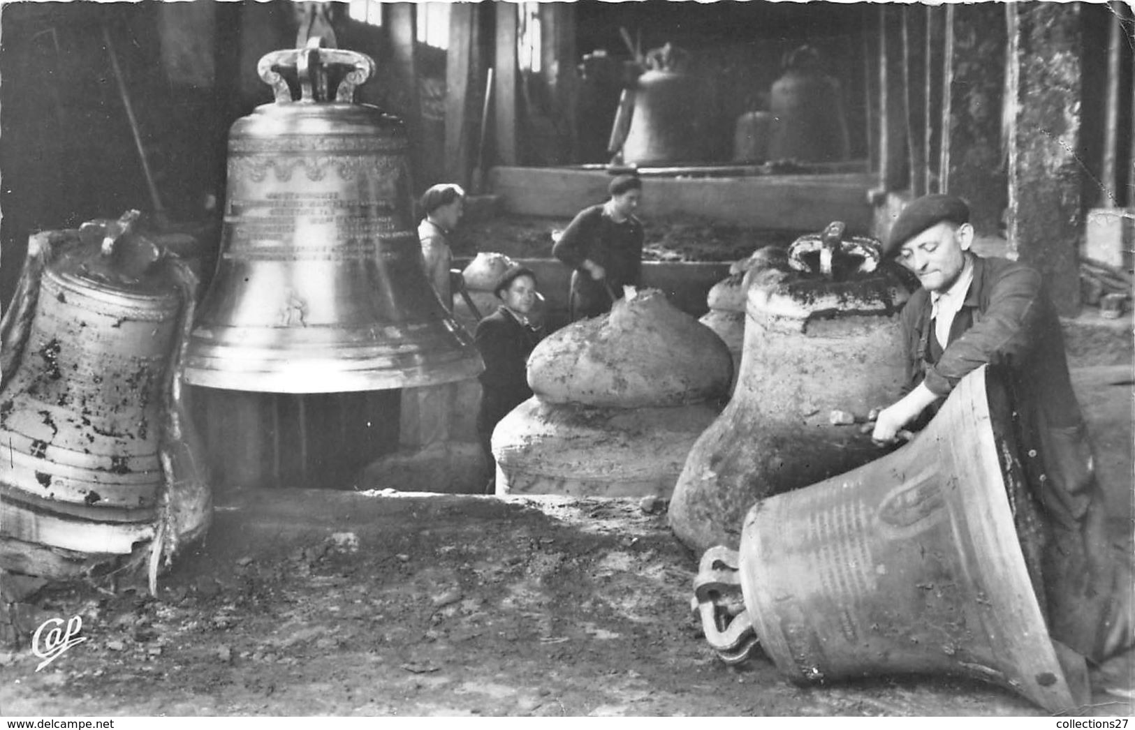 50-VILLEDIEU- LA FONDERIE DES CLOCHES - Villedieu