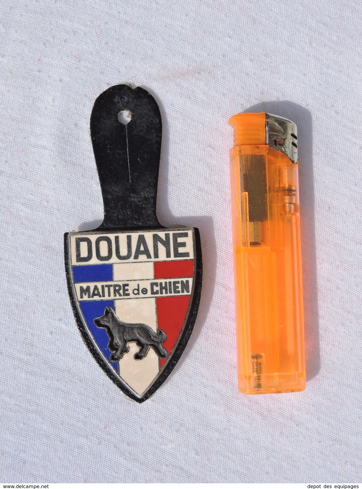 RARE ANCIEN INSIGNE DOUANE : MAITRE CHIEN - Police & Gendarmerie