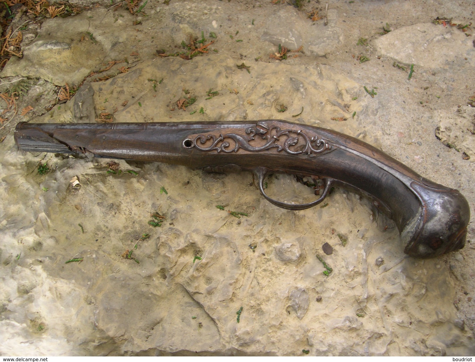 Vends épave Depistolet à Silex - Decorative Weapons