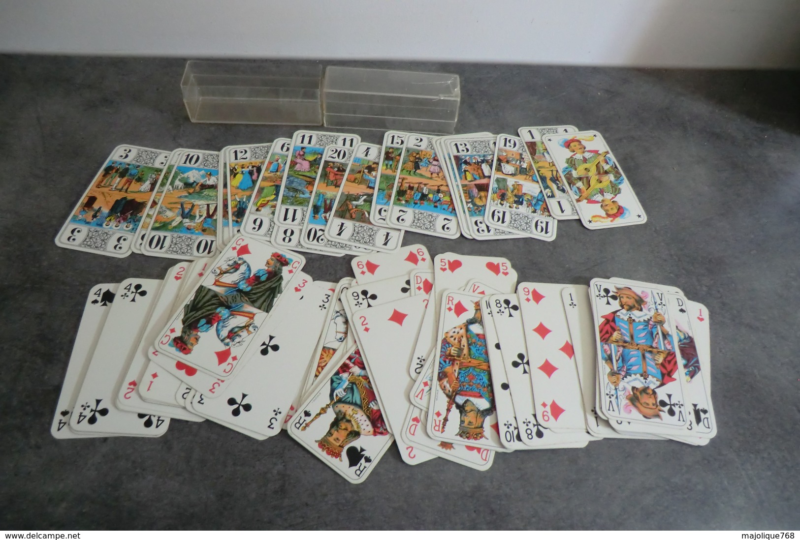 Jeu De 78 Cartes Tarot La Ducale, Dos écossais, Dans Un étui Plastique - Tarot-Karten