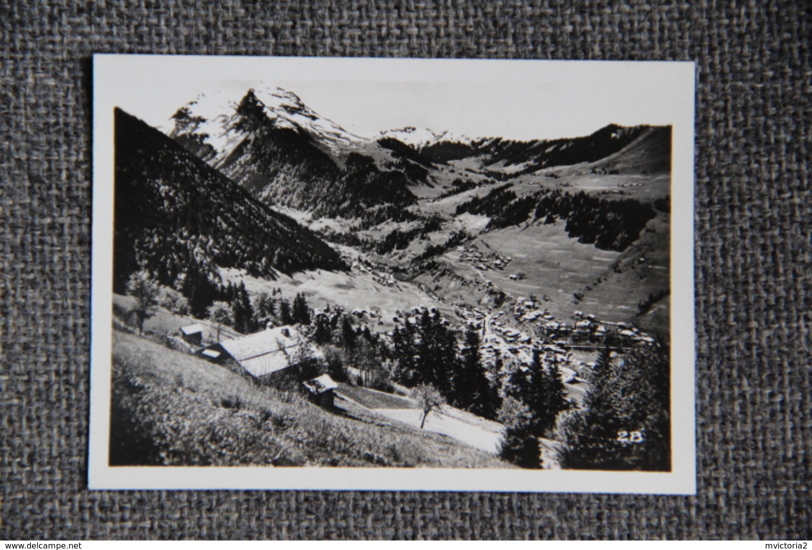 Carnet Complet De 10 Photographies De MORZINE ( REAL PHOTO) - Lieux