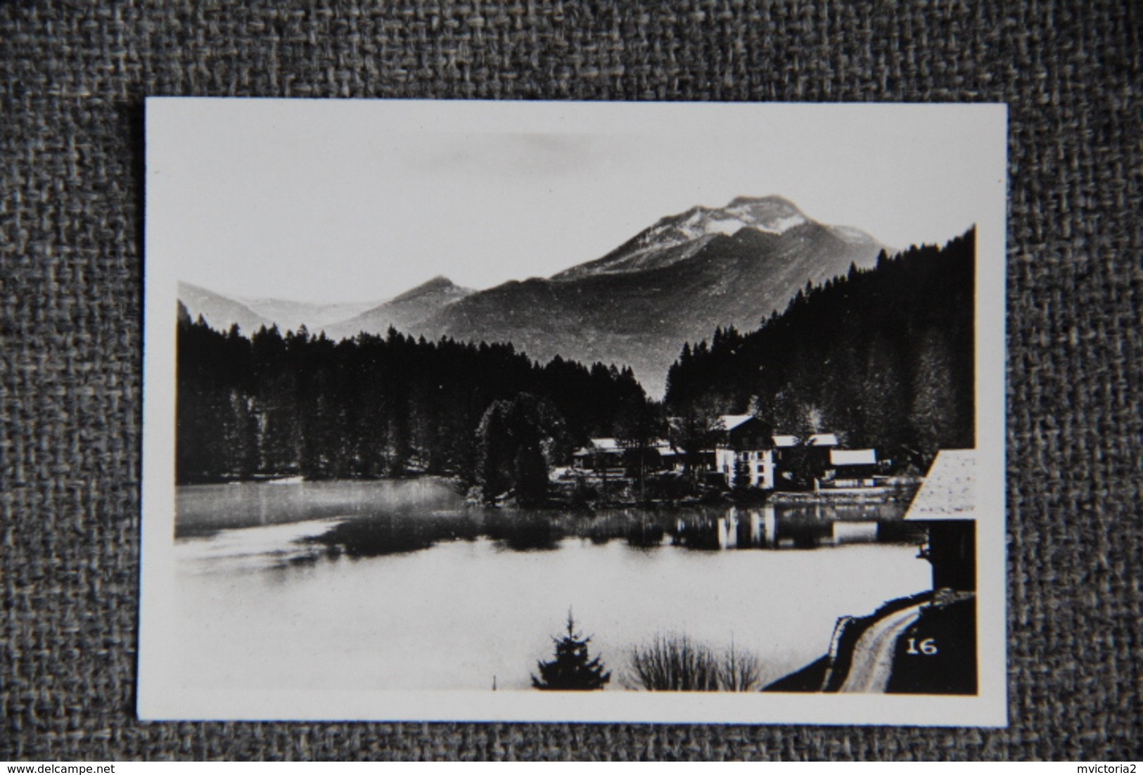 Carnet complet de 10 Photographies de MORZINE ( REAL PHOTO)