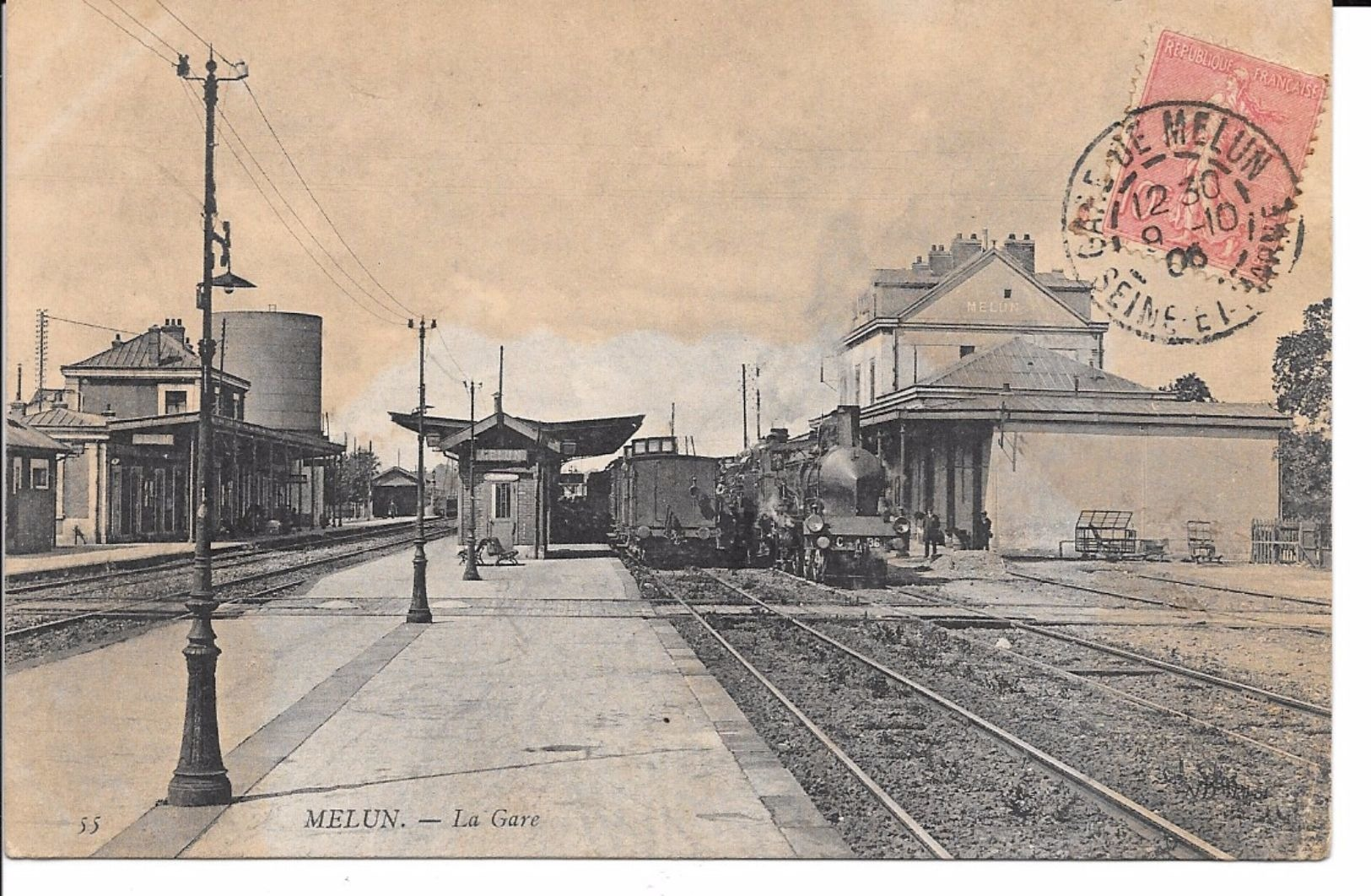77 MELUN BELLE CARTE PHOTO 1906 "TRAIN EN GARE" (LOCOMOTIVE) - Stations With Trains