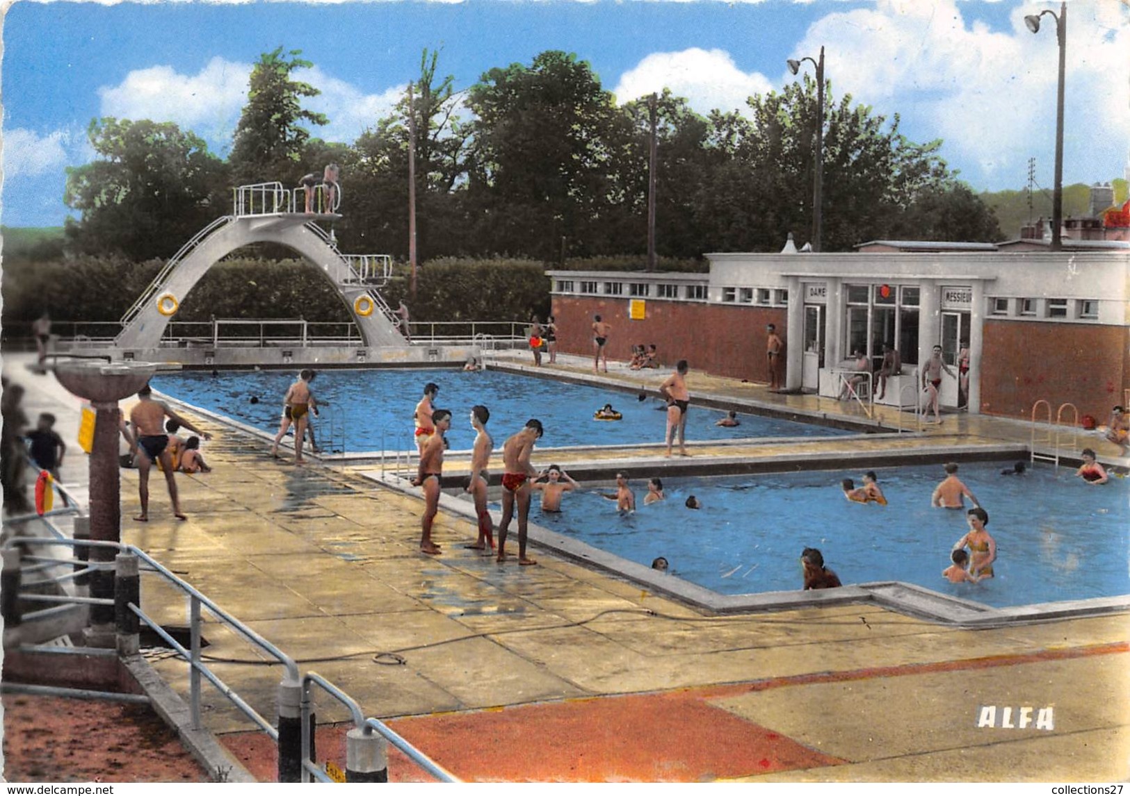 91-LA FERTE-ALAIS- PISCINE ET LES BASSINS - La Ferte Alais