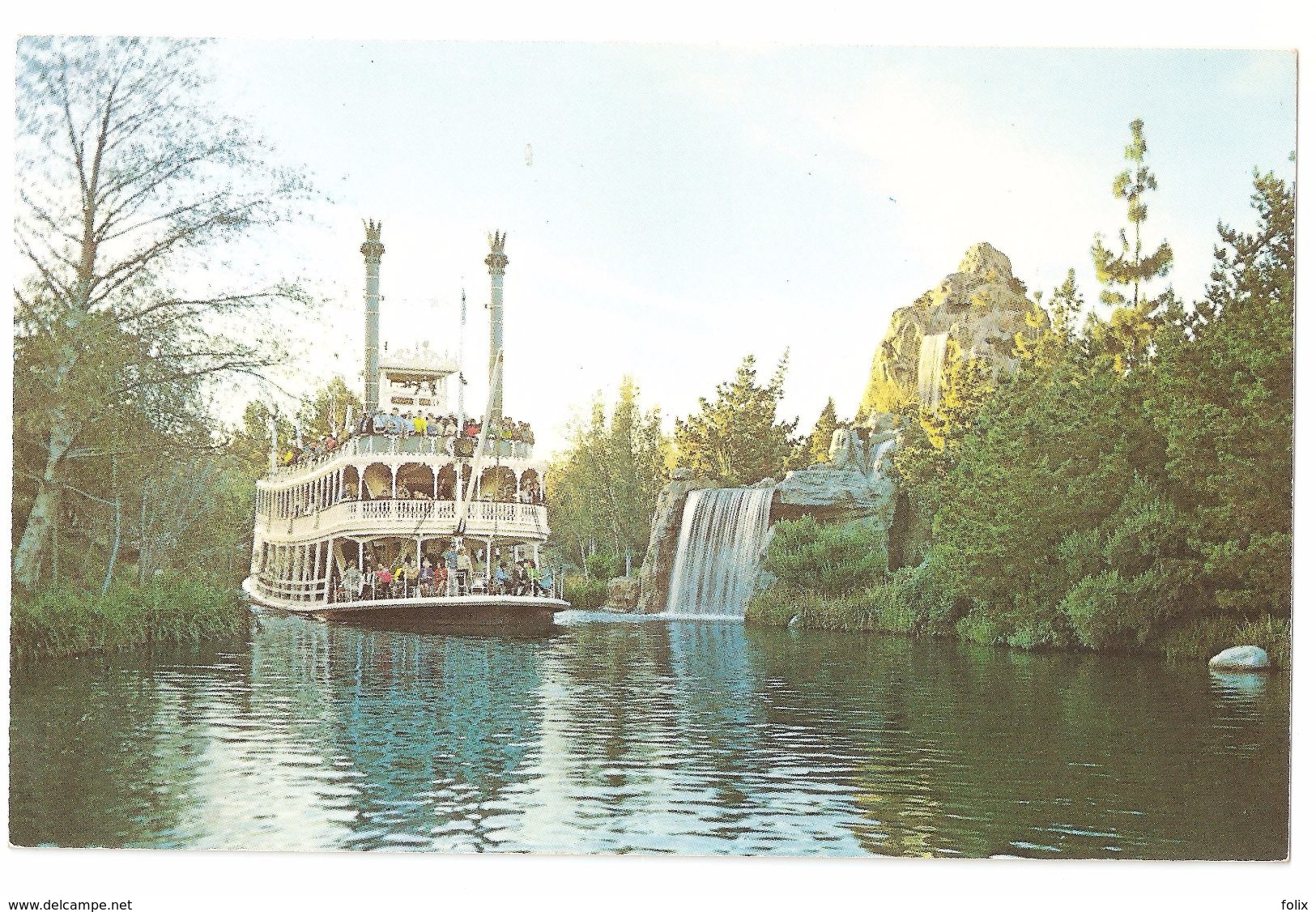 Disneyland - Mark Twain - Rivers Of America - Anaheim