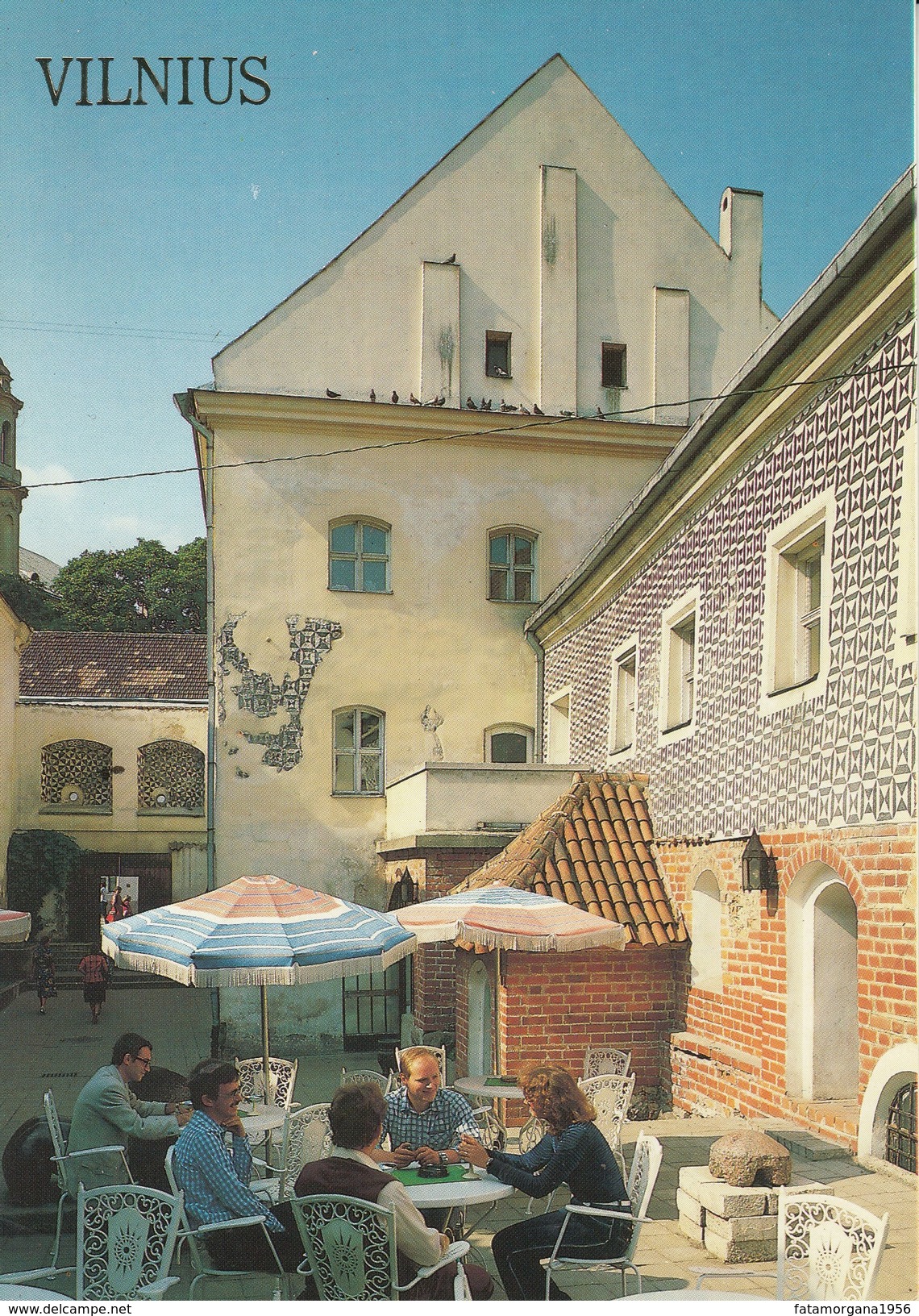 CARTOLINA Nuova E Intonsa Di VILNIUS (Lituania) - Veduta Di Un Quartiere Della Città Vecchia Con Il Caffé Medininkai. - Lituania