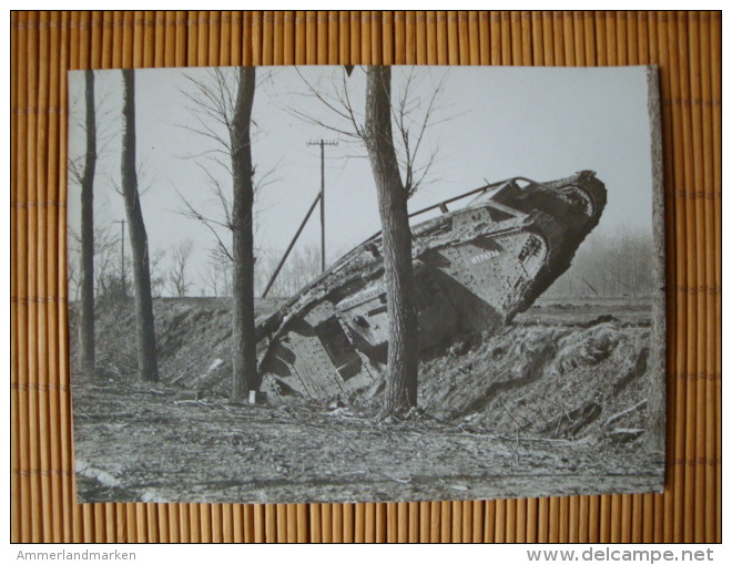 Original Foto 1. WK., Technik, Tankfiedhof Panzerfriedhof Bei Cambrai, 3 Fotos !! - 1914-18