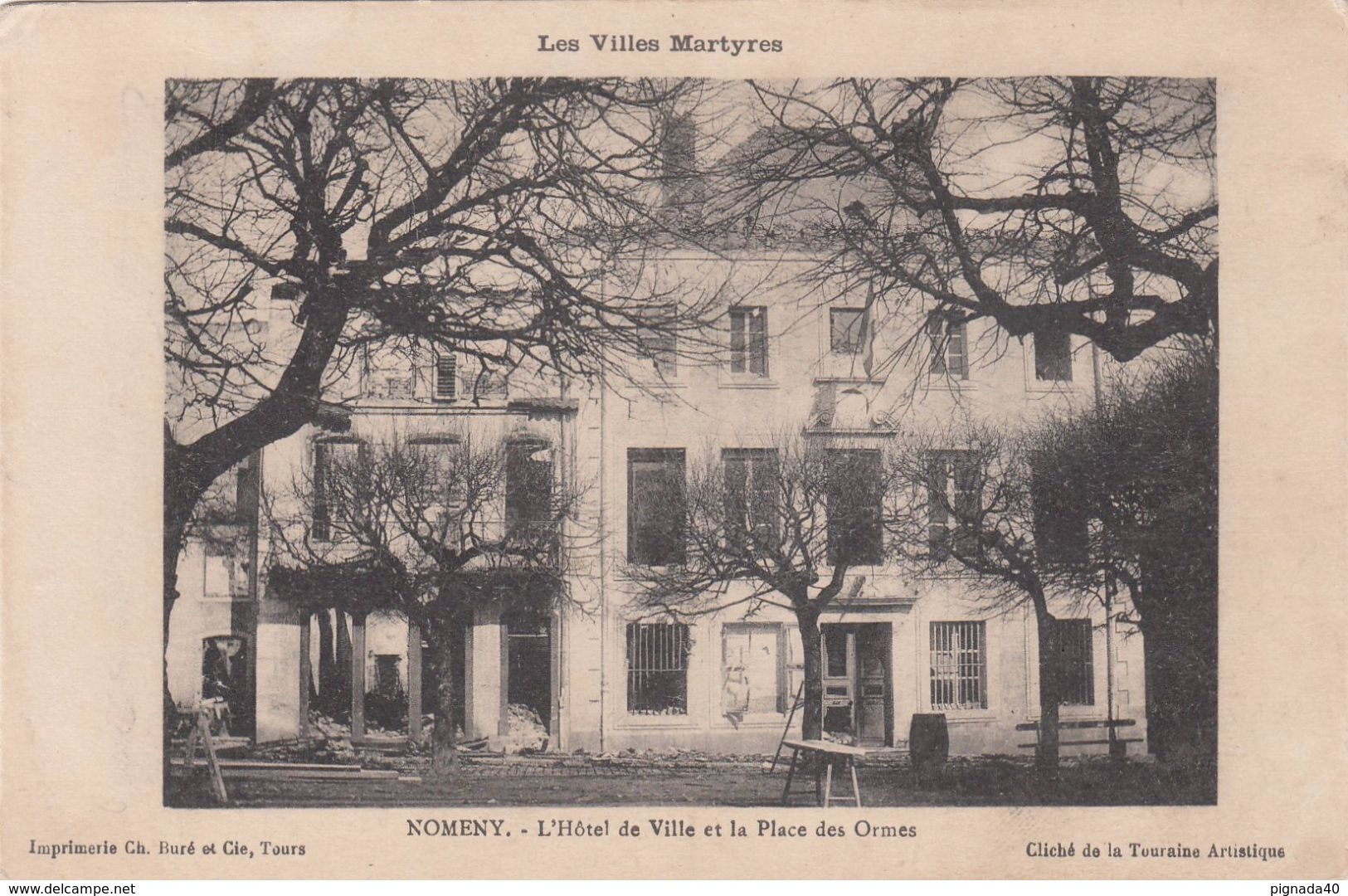 Cp , 54 , NOMÉNY , Les Villes Martyres , L'Hôtel De Ville Et La Place Des Ormes - Nomeny