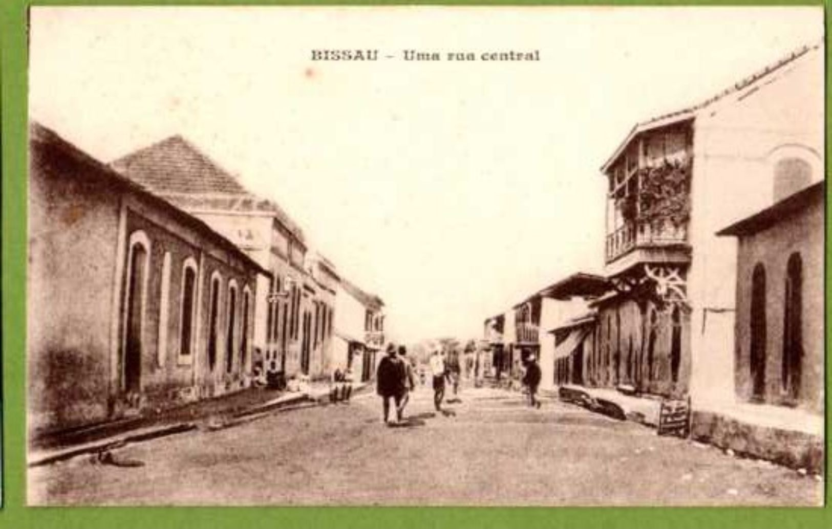 GUINE GUINEA BISSAU - Uma Rua Central - Guinea-Bissau