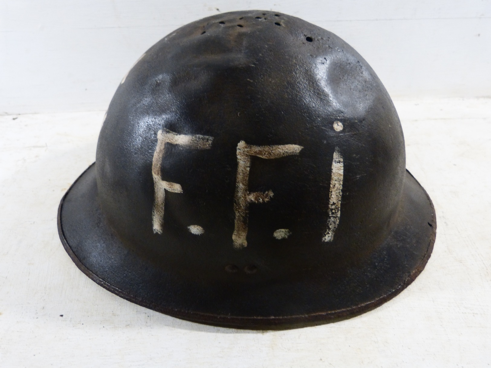 Coque De Cassque Francais WW2 ? Coque De Casque Militaire Francais Ww1 - Headpieces, Headdresses