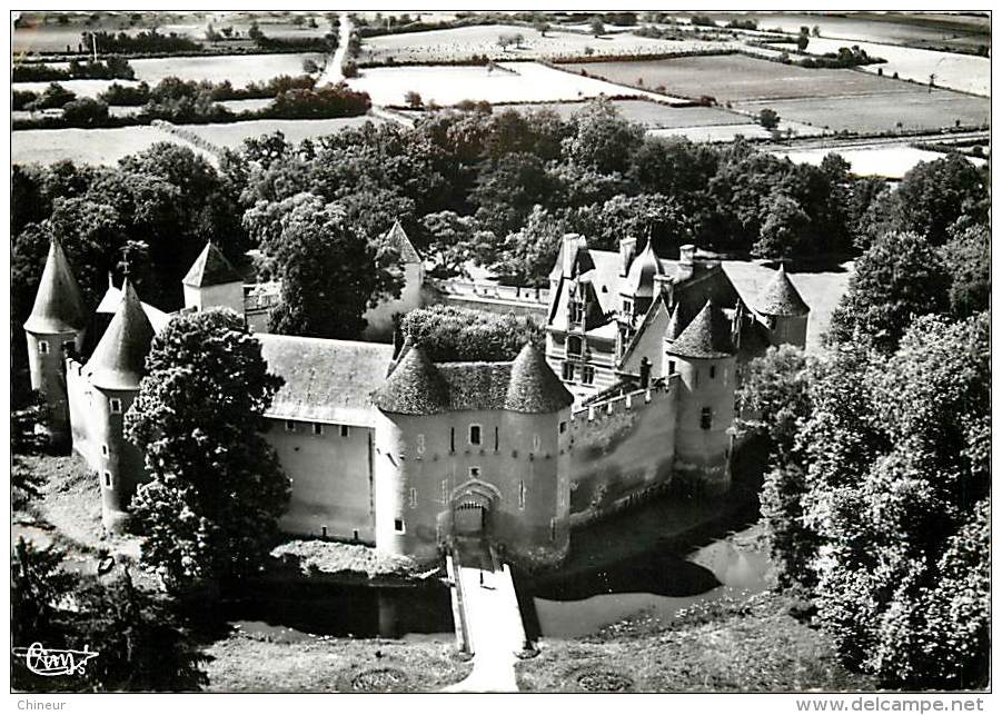 AINAY LE VIEIL LE CHATEAU VUE AERIENNE - Ainay-le-Vieil