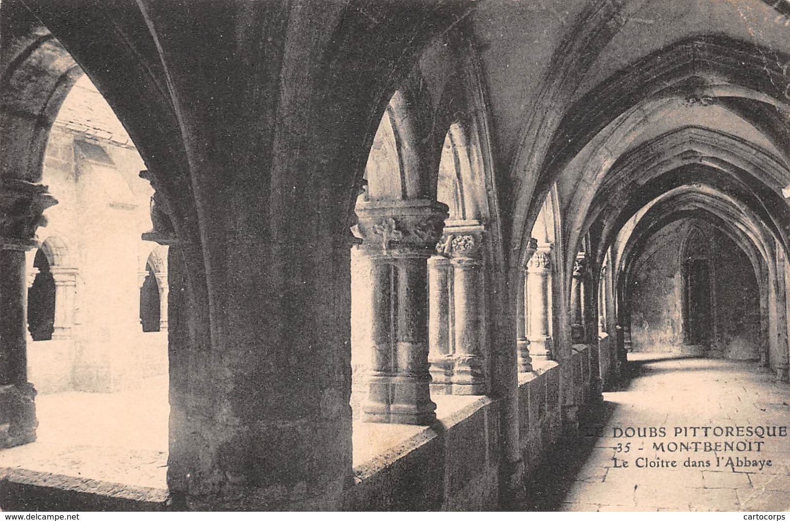 25 - Montbenoit - Le Cloître Dans L'Abbaye - Autres & Non Classés