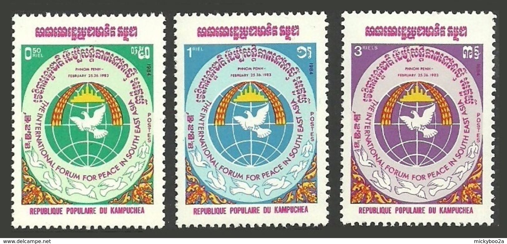 KAMPUCHEA 1984 PEACE IN S E ASIA FORUM BIRDS DOVE SET MNH - Kampuchea