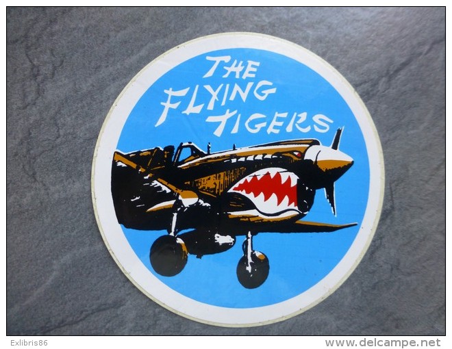 AVIATION Autocollant The Flying Tigers    ; Ref  744 VP 35 - Stickers