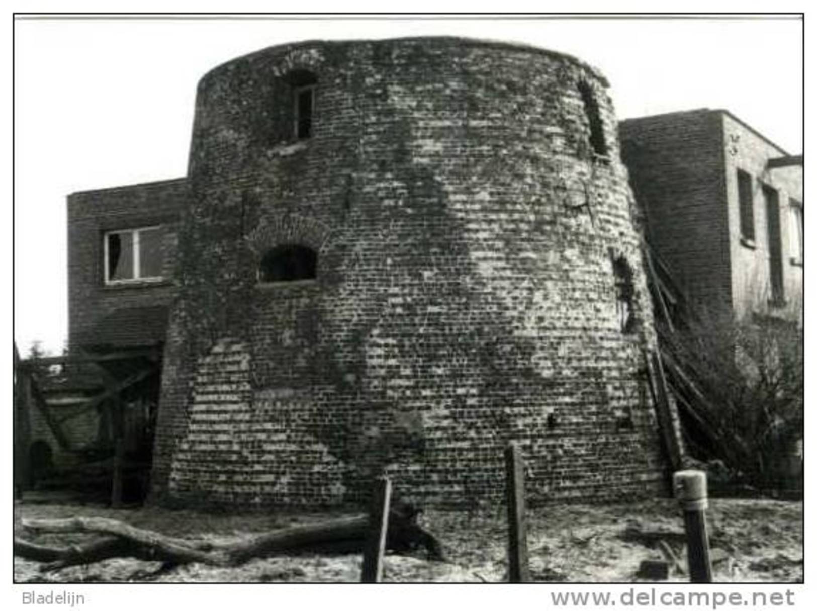 OPWIJK (Vlaams-Brabant) - Molen/moulin - Historische Opname Van De Stenen Romp Van De Verdwenen Witte Molen In 1983 - Opwijk