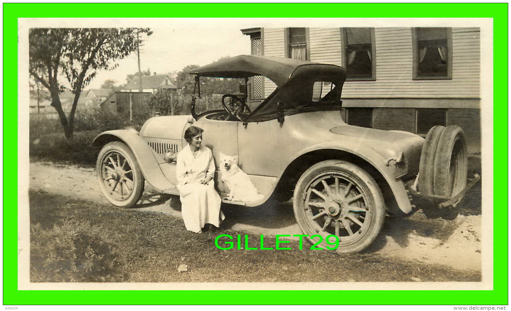 VOITURES DE TOURISME - VIEUX CONVERTIBLE DES ANNÉE 1900 - ANIMÉE - - Voitures De Tourisme