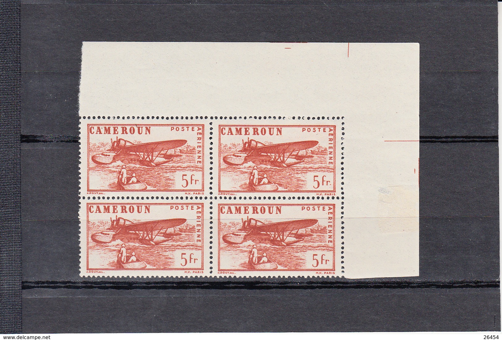 CAMEROUN   " POSTE AERIENNE 5F Rouge-brun "  BLOC De 4    Neuf Sans Charniere   Periode 1943-1944 SANS R.F. - Airmail