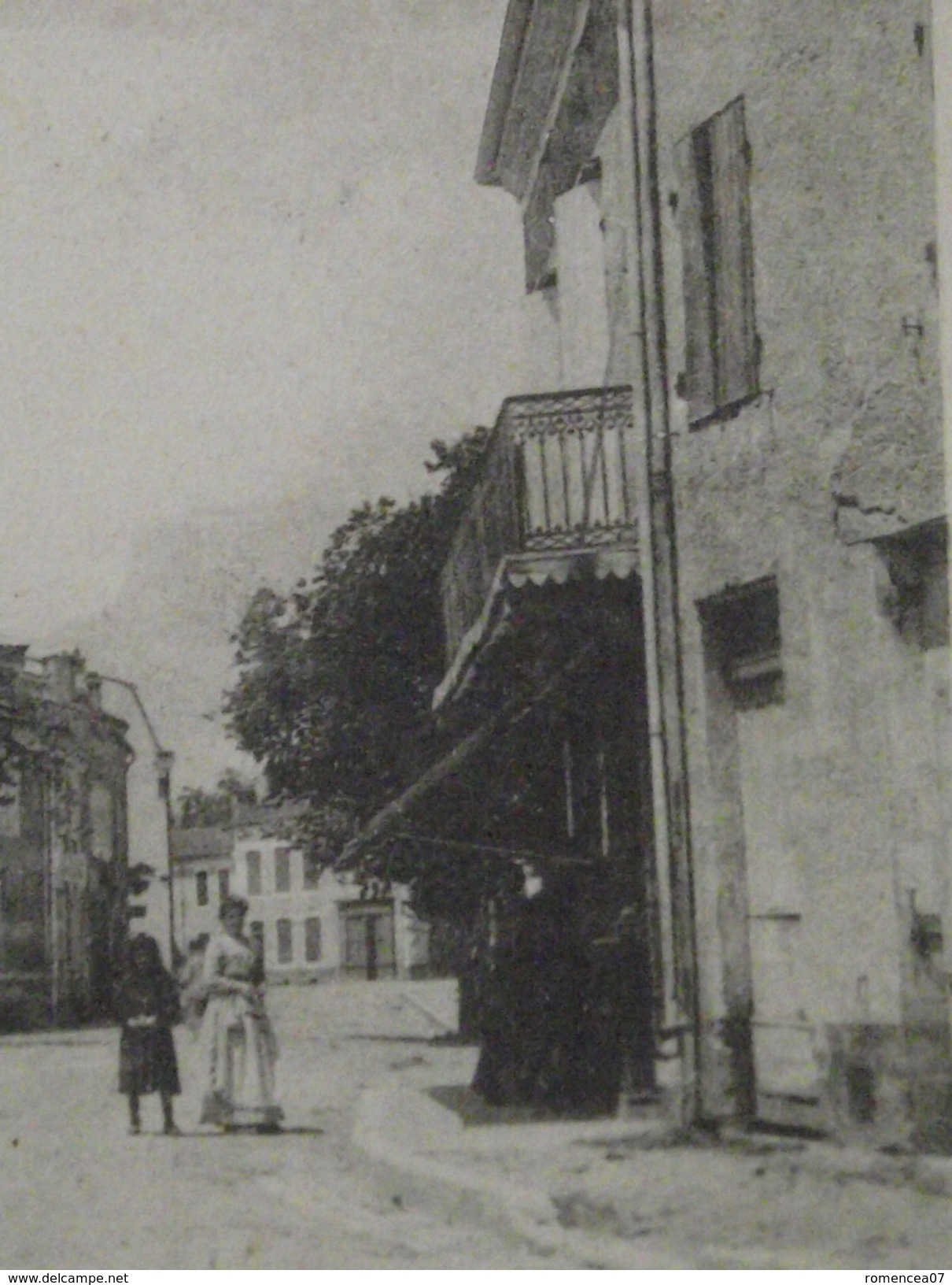 VILLENEUVE-de-MARSAN (Landes) - PLACE De La LIBERTE - Animée - Carte "précurseur" Voyagée Le 3 Février 1905 - Villeneuve De Marsan