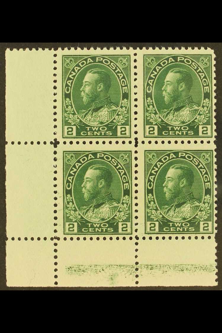 5747 1911-25 2c Green Admiral (Unitrade 107) With Type D Upright LATHEWORK In The Lower Margin Of Corner Block Of 4, Fin - Other & Unclassified