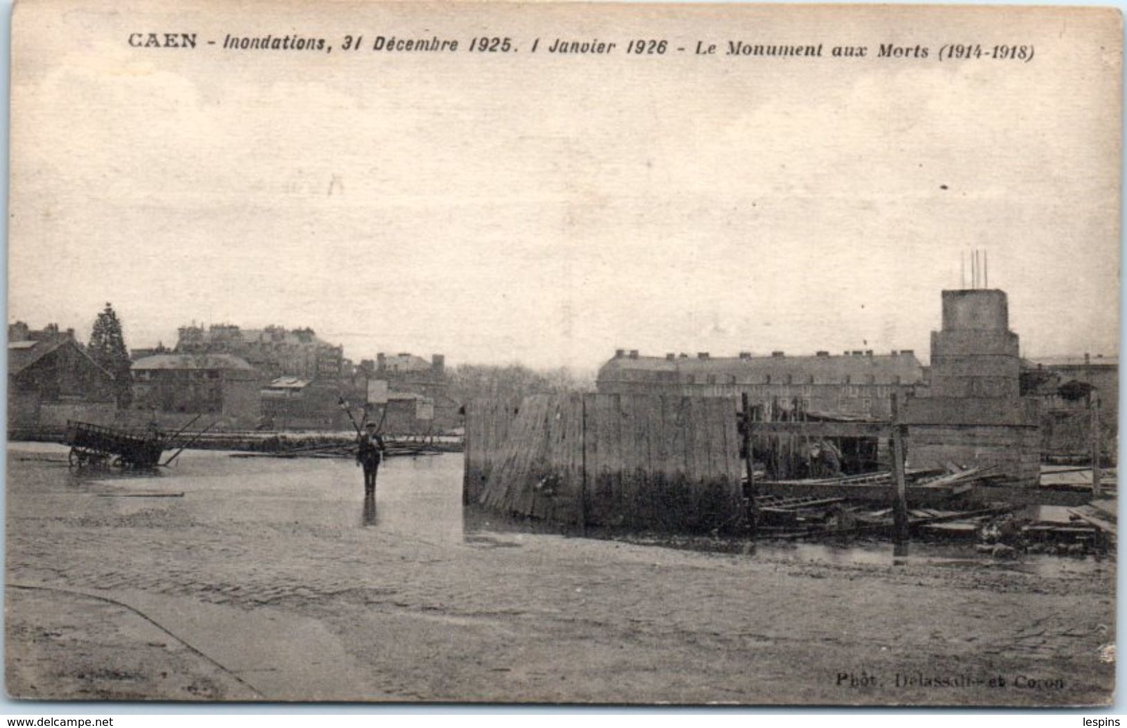 14 - CAEN --  Inondations , 31 Décembre 1925 - 1 Janvier 1926 - Le Monument Aux Morts - Caen