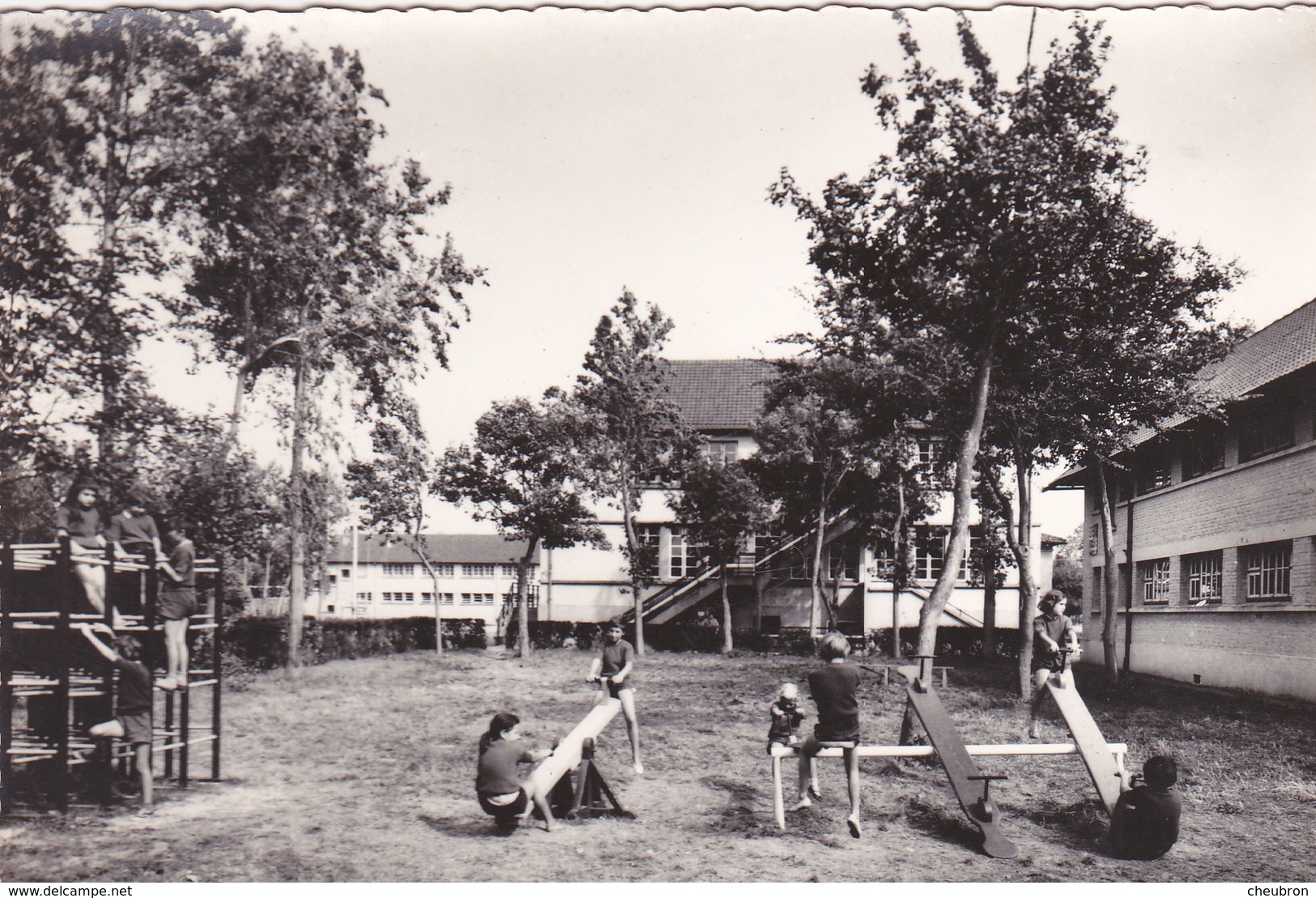 62. OYE PLAGE. CENTRE DE VACANCES DE PORT JOIE. ANNÉE 1964. BALANÇOIRES - Oye Plage