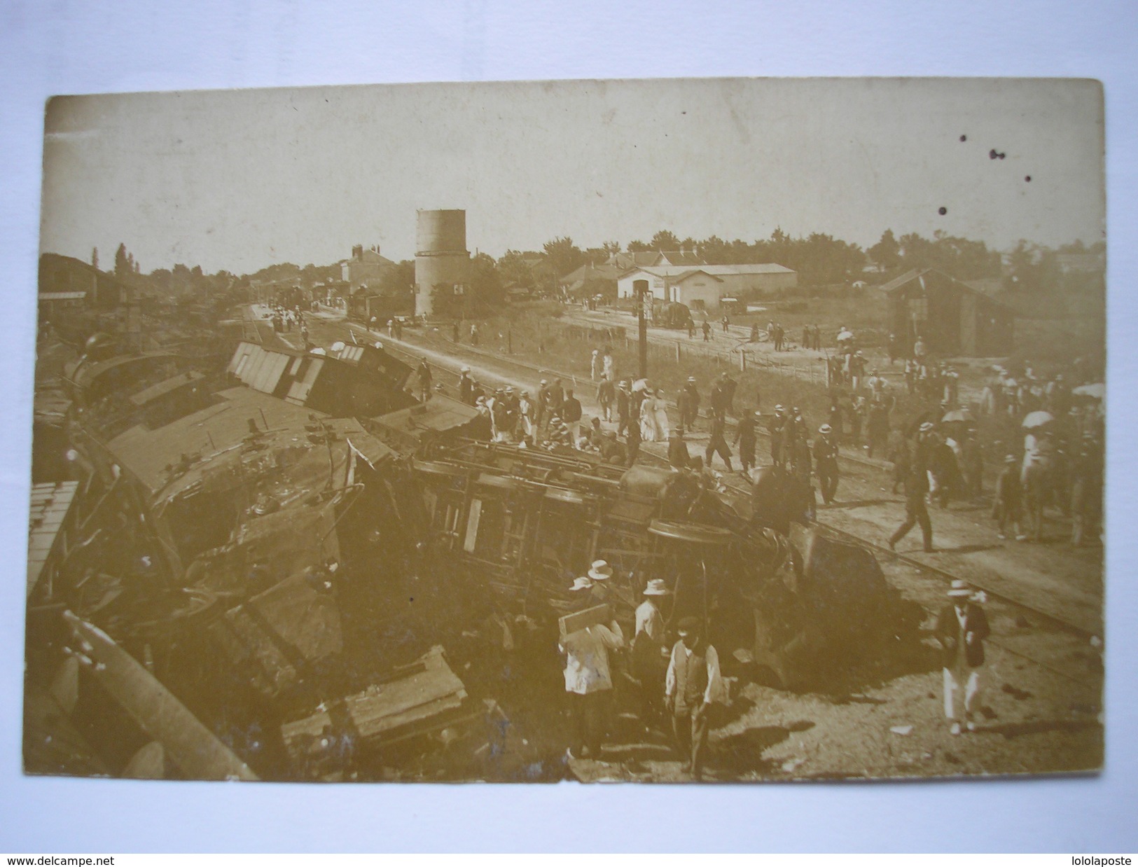 17 - CPA - SAUJON - Belle Carte Photo De L'accident De Chemin De Fer - Saujon