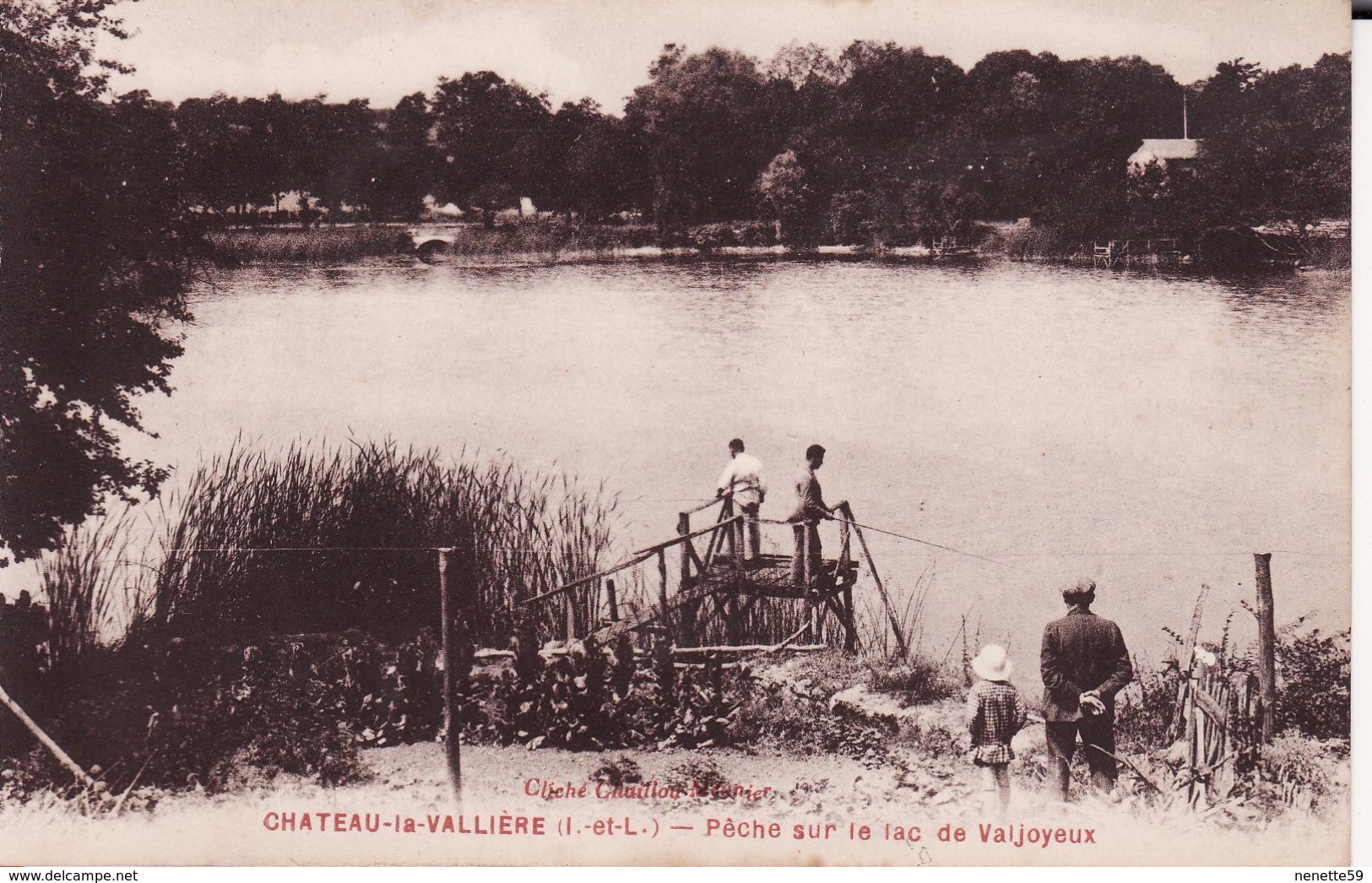 CHATEAU LA VALLIERE -- Pêche Sur Le Lac De Valjoyeux - Autres & Non Classés