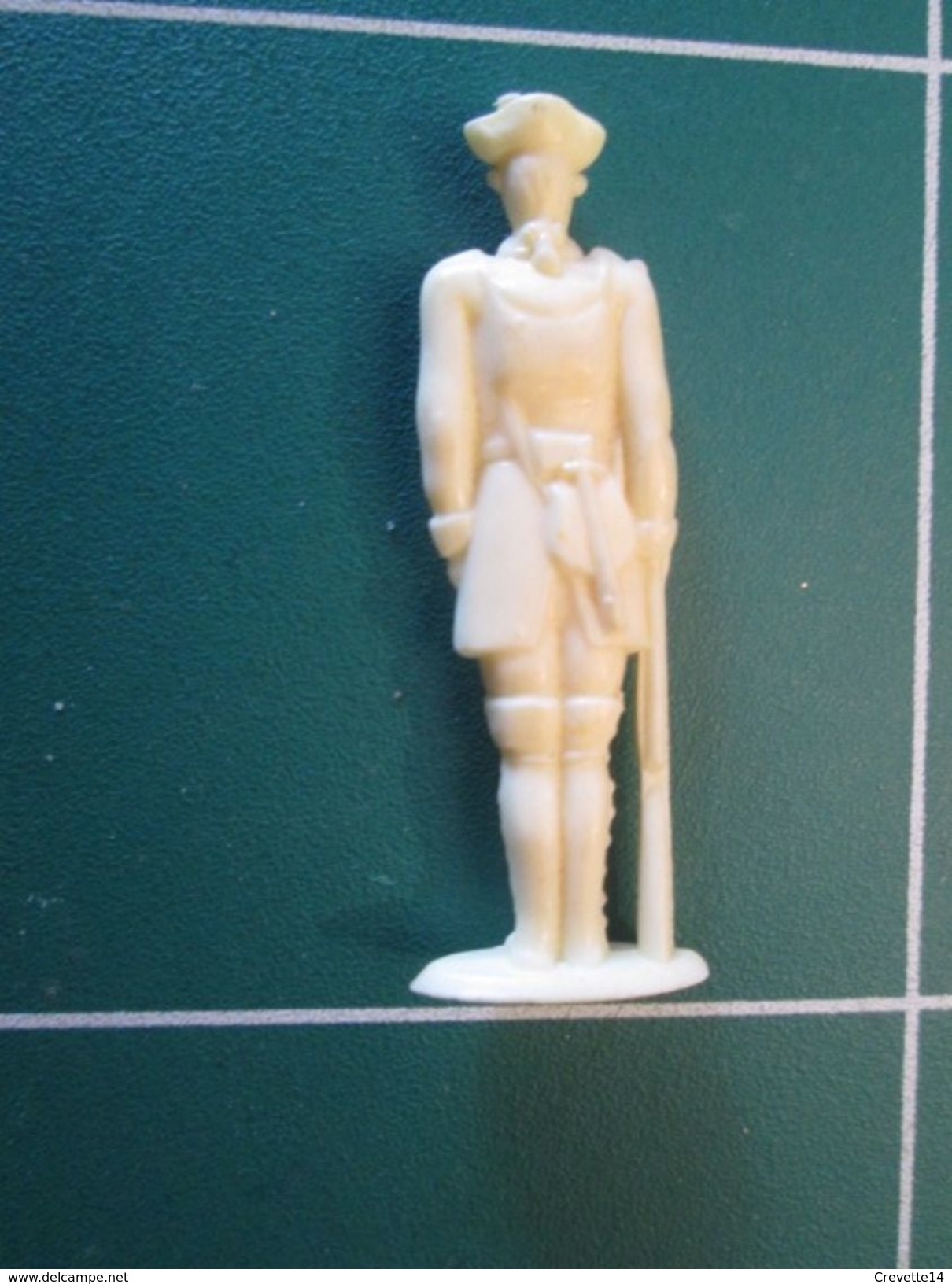 MOK1112 : PEUT-ETRE NADI  Figurine Publicitaire Années 50/60 Plastique Dur INFANTERIE DE LIGNE Elle A La Pêche - Leger