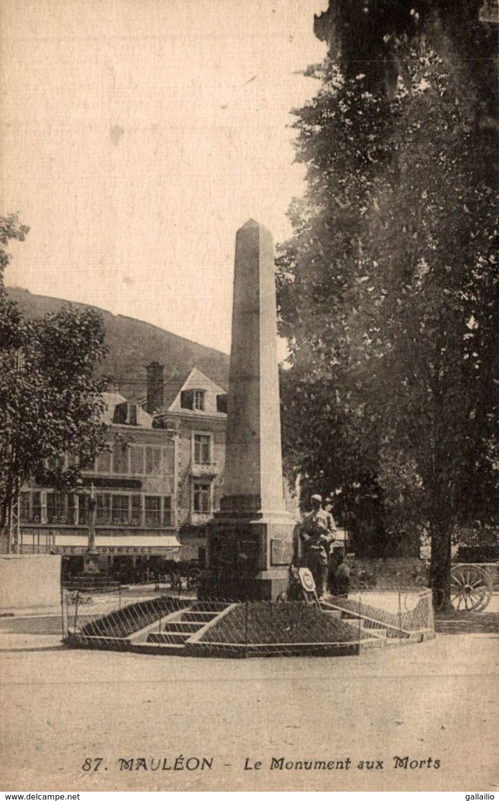 MAULEON LE MONUMENT AUX MORTS - Mauleon