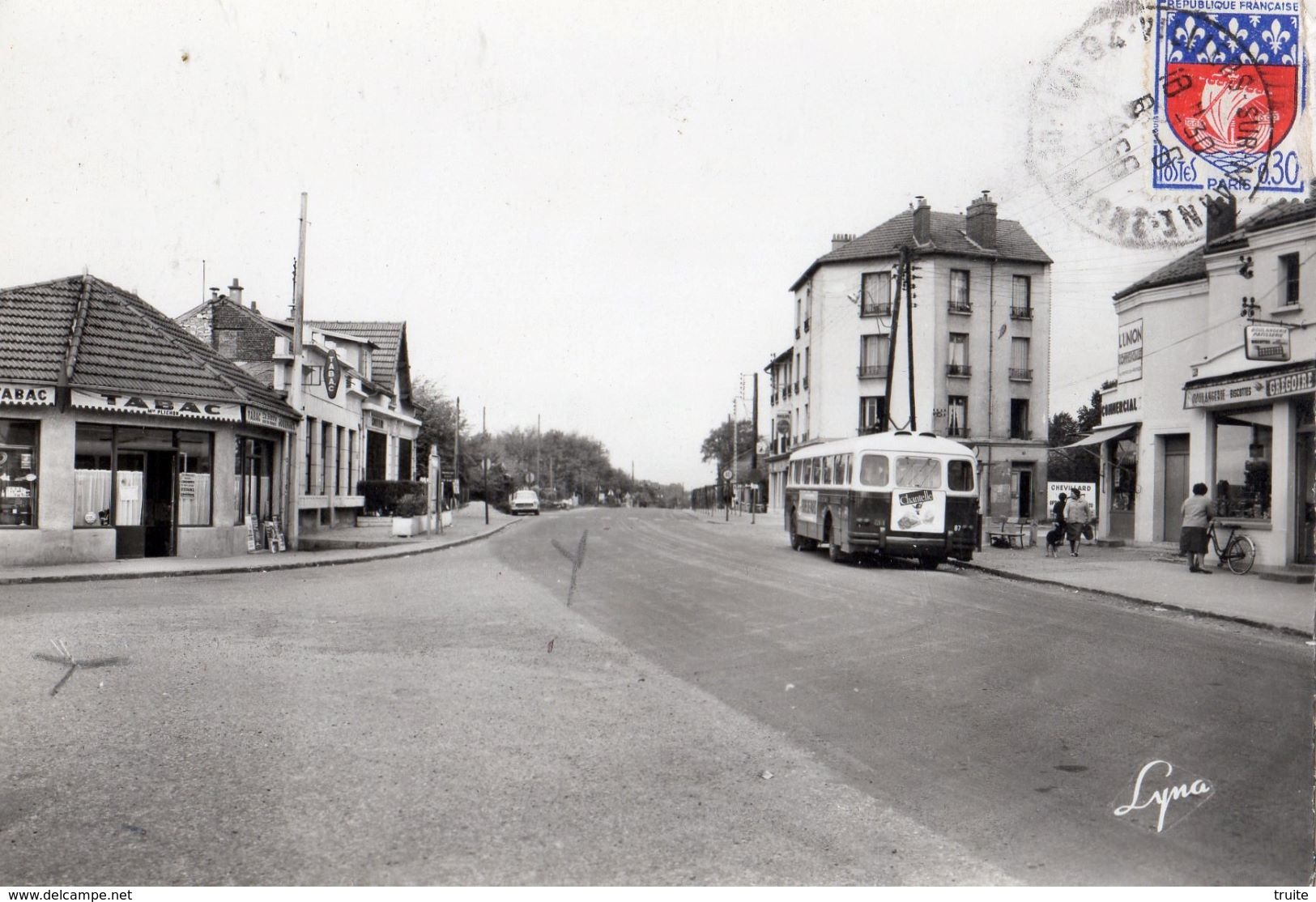 NOISY-LE-GRAND CARREFOUR DES RICHARDETS (AUTOBUS ) - Noisy Le Grand