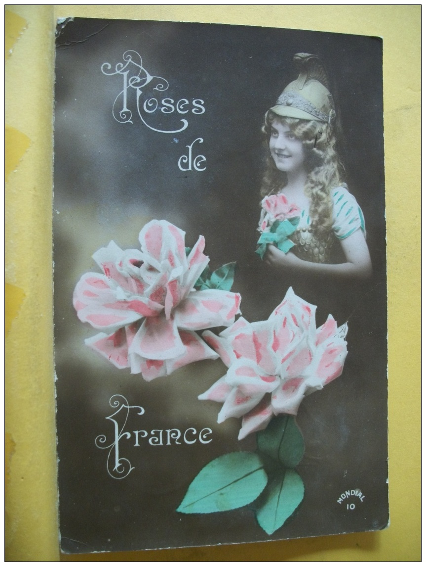 B11 5934 - ROSES DE FRANCE (FILLETTE CASQUEE A LA ROSE) - EDIT. MONDIAL N° 10 - 1916 - Autres & Non Classés