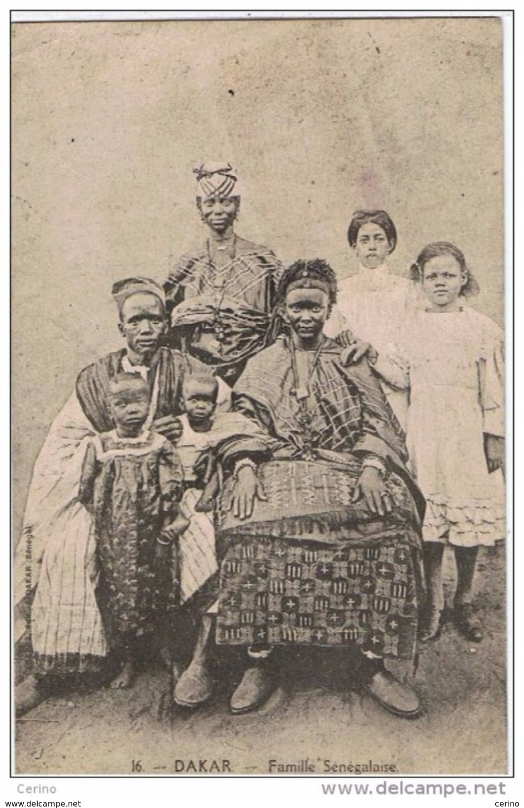 DAKAR:  FAMILLE  SENEGALAISE  -  POUR  LA  SUEDE  -  PHOTO  -  FP - Senegal