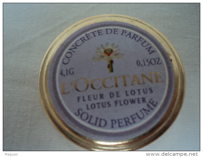 L'OCCITANE " FLEUR DE LOTUS" MINI CONCRETE  4,1 Gr    LIRE ET VOIR!! - Miniatures Femmes (sans Boite)