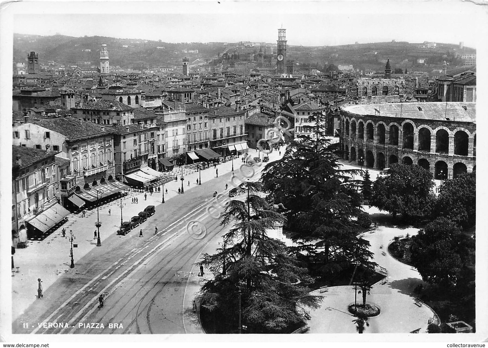 Cartolina Verona Piazza Bra Auto D'epoca - Verona