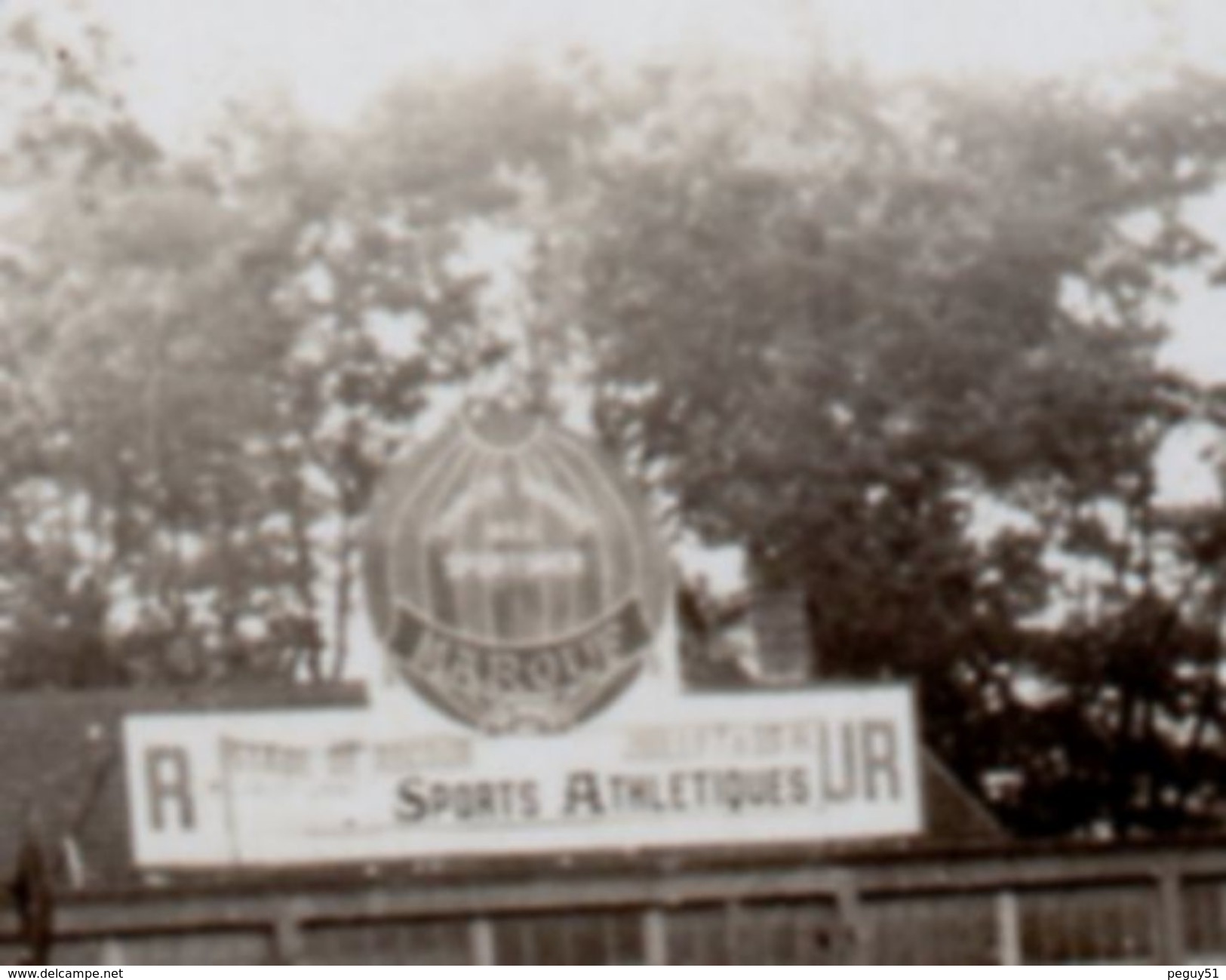 Stade De Rocour. Fête Militaire De Liège Juin 1931. Man&oelig;uvres Du 1er Rég.de Ligne Et Du 15è Rég. D'artillerie - Guerre, Militaire