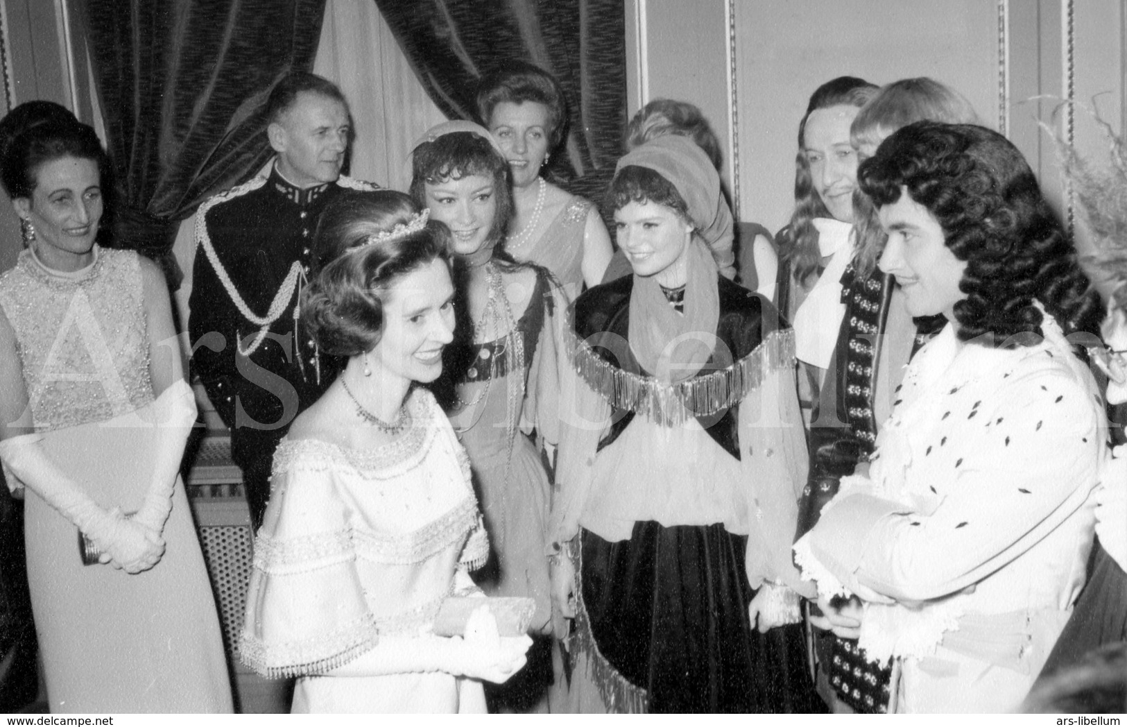 Postcard / ROYALTY / Belgique / Koningin Fabiola / Reine Fabiola / Théâtre Royal Du Parc / 1967 - Fêtes, événements