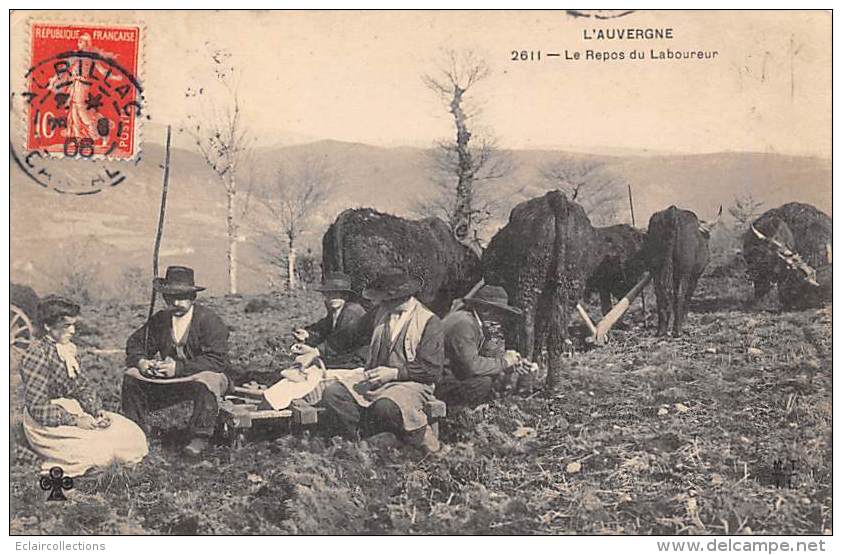 Thème Loisirs Pique-Nique    :   Auvergne  15  Le Repos Du Laboureur - Otros & Sin Clasificación