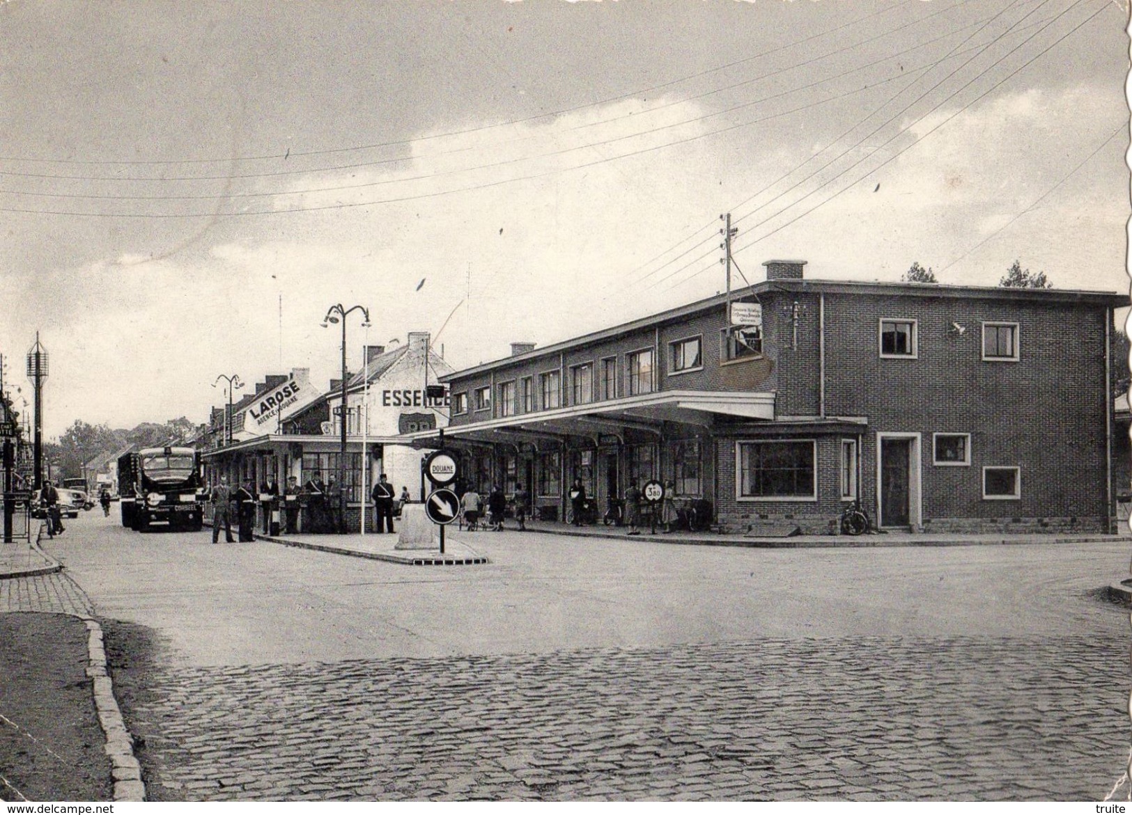 QUIEVRAIN GARE ROUTIERE INTERNATIONALE (DOUANIERS ) - Quievrain